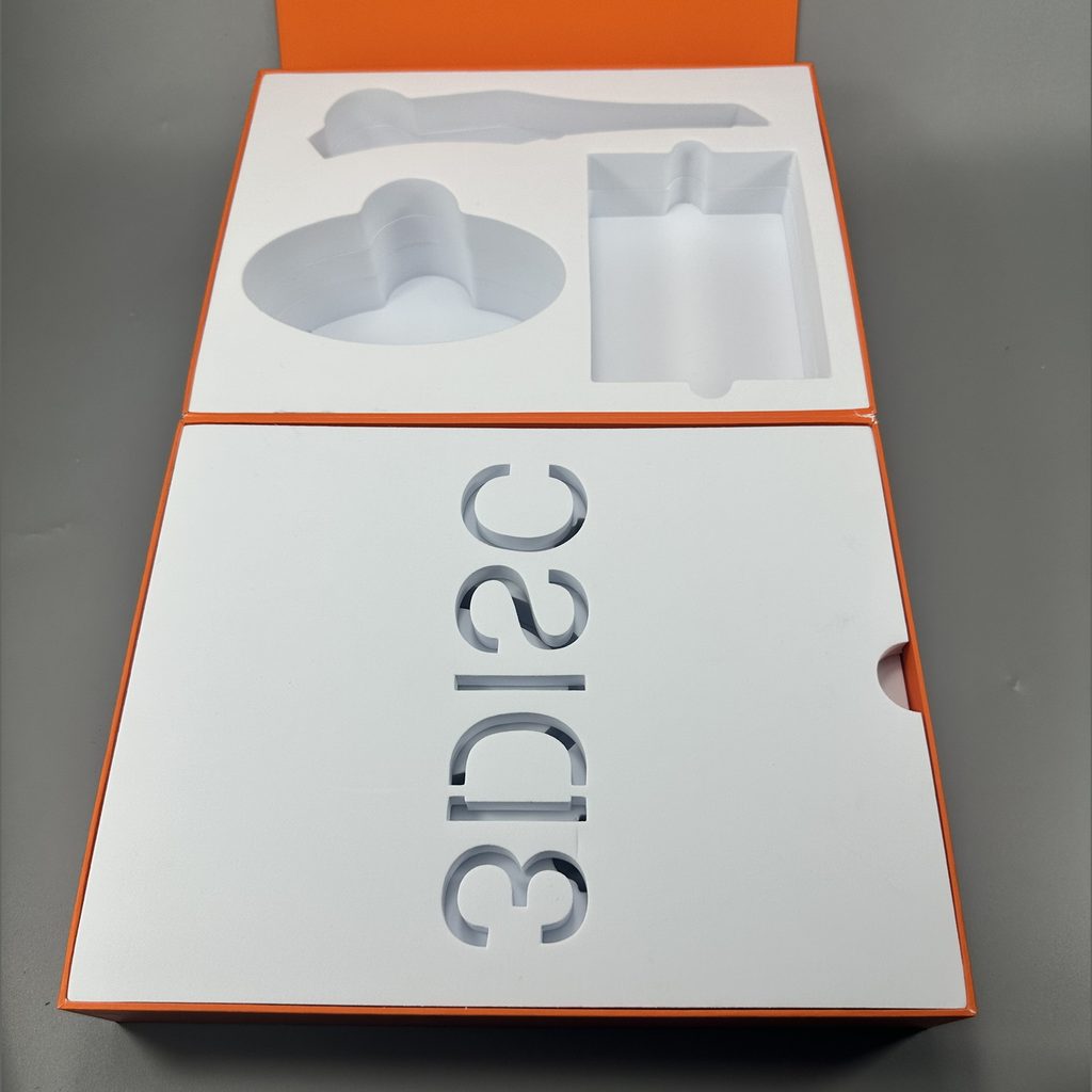 Disc orange gift box 03