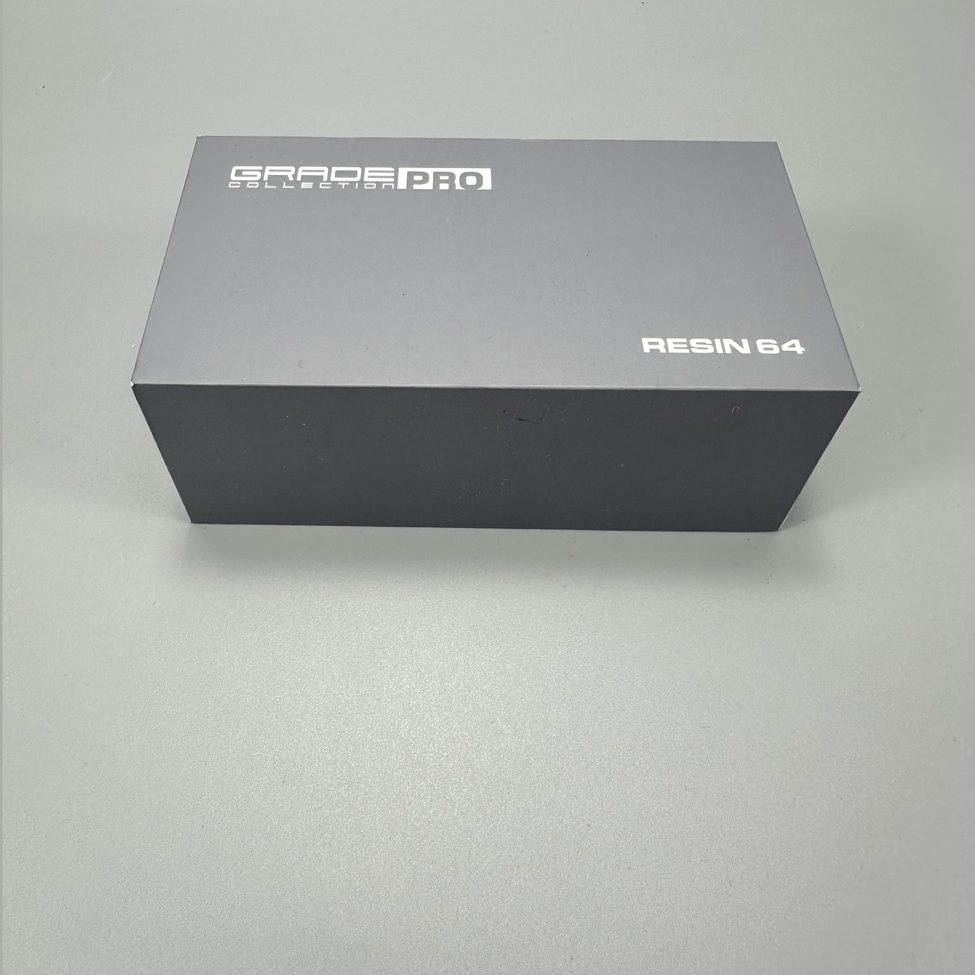 Grade pro resin 64 box 01